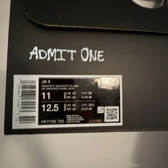 Ja 3 “admit one” size 11 worn once I need an 11.5 - Picture 10 of 10